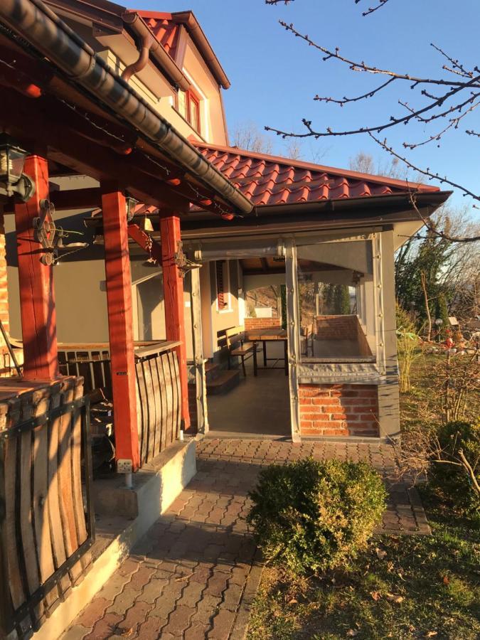 Ferienwohnung Kuca Za Odmor Magdalena&V Krapina Exterior foto