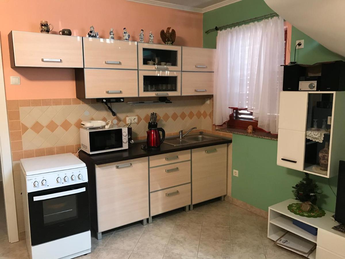 Ferienwohnung Kuca Za Odmor Magdalena&V Krapina Exterior foto