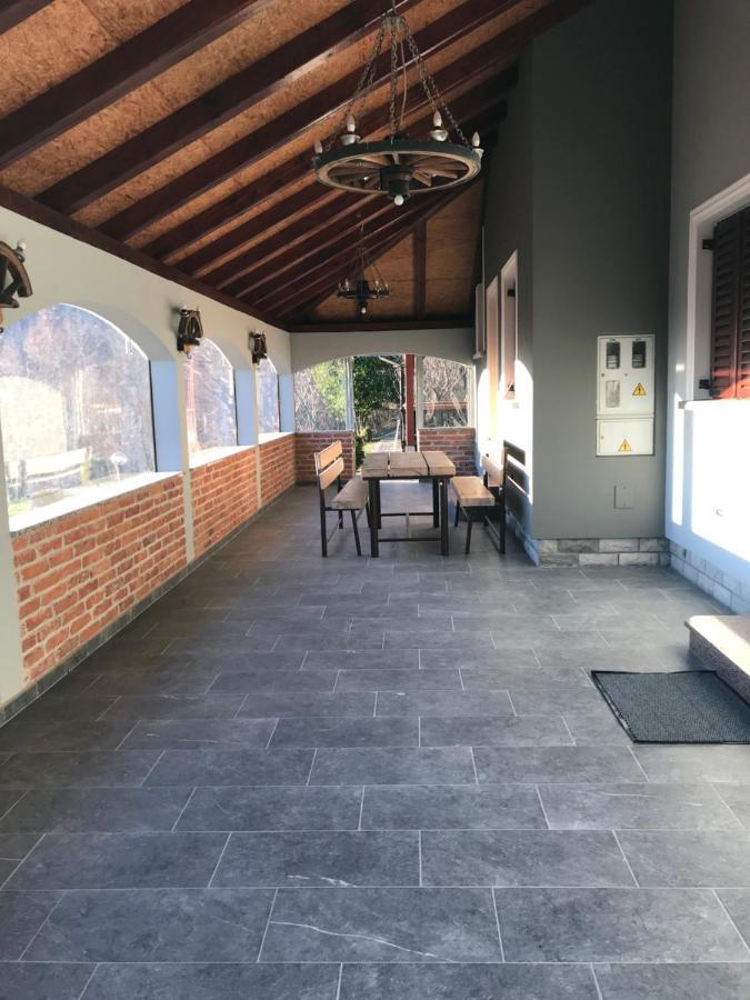 Ferienwohnung Kuca Za Odmor Magdalena&V Krapina Exterior foto